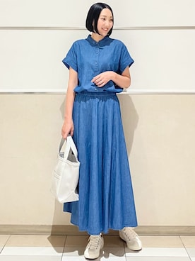 「Dessin（デッサン）のリネンブレンドデニムフリルシャツ（シャツ/ブラウス、ブルー系）」を使った、Dessin_officialさん（レディース・160cm）の夏コーディネート