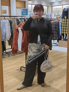 「アイテム（バンダナ/スカーフ）」を使った、coen みー子さん（レディース・162cm）の秋コーディネート