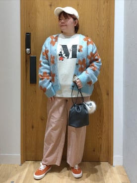 「coen（コーエン）のアイテム（パンツ）」を使った、coen みー子さん（レディース・162cm）の春コーディネート