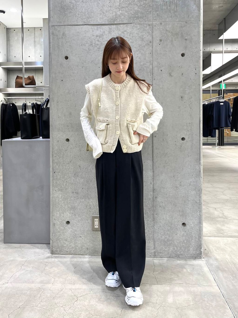 crinkle crinkle crinkleのベストを使った人気ファッション