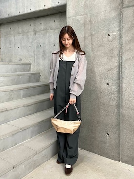 「グレー」｜「アイテム（オールインワン・サロペット）」を使った、chisaさん（レディース・157cm）の春コーディネート