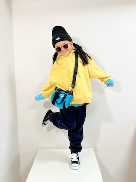「アイテム（スウェットパンツ）」を使った、asairo 𓇼 さん（キッズ・110cm）の冬コーディネート
