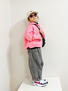 「アイテム（ニット/セーター、ブラック系）」を使った、asairo 𓇼 さん（キッズ・100cm）の春コーディネート