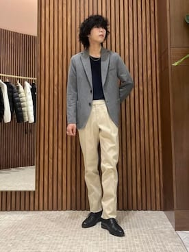 「アイテム（その他アウター、ブラック系）」を使った、BEAMS Fさん（メンズ・177cm）の秋コーディネート
