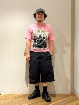 「International Gallery BEAMS（インターナショナルギャラリービームス）の【別注】U/MUSIC × IG / SLIPKNOT グラフィック Tシャツ（Tシャツ/カットソー、ピンク系）」を使った、BEAMS Fさん（メンズ・165cm）の夏コーディネート