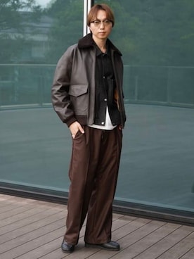 「Clarks（クラークス）の【別注】Clarks ORIGINALS / WallaBeams Loafer GORE-TEX（R）（ローファー、ブラック系）」を使った、BEAMS Fさん（メンズ・174cm）の秋コーディネート