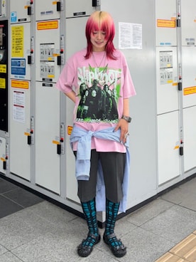「International Gallery BEAMS（インターナショナルギャラリービームス）の【別注】U/MUSIC × IG / SLIPKNOT グラフィック Tシャツ（Tシャツ/カットソー、ピンク系）」を使った、BEAMS Fさん（メンズ・165cm）の夏コーディネート