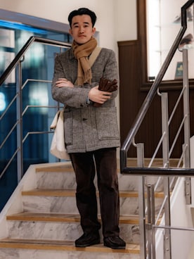 「アイテム（ドレスシューズ、ブラウン系）」を使った、BEAMS Fさん（メンズ・173cm）の冬コーディネート