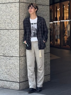 「International Gallery BEAMS（インターナショナルギャラリービームス）の【別注】U/MUSIC × IG / THE 1975 グラフィック Tシャツ（Tシャツ/カットソー、ホワイト系）」を使った、BEAMS Fさん（メンズ・165cm）の夏コーディネート