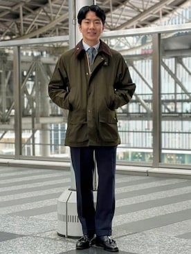 「Barbour（バブアー）の【別注】Barbour / BEDALE CLASSIC FIT ポリエステルコットン ピーチスキン ジャケット（ブルゾン、グリーン系）」を使った、BEAMS Fさん（メンズ・170cm）の夏コーディネート