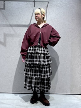 「アイテム（パーカー）」を使った、みおちんさん（レディース・167cm）の秋コーディネート