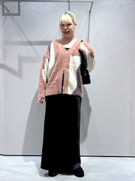 「アイテム（シュシュ）」を使った、みおちんさん（レディース・167cm）の秋コーディネート