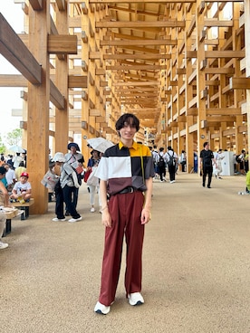 「アイテム（スラックス、レッド系）」を使った、minato76さん（メンズ・168cm）の秋コーディネート