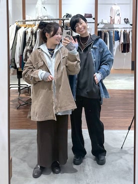 「LEPSIM（レプシィム）のソフトクッションローファー　1054555（ローファー、ブラック系）」を使った、おふくさん（レディース）の秋コーディネート