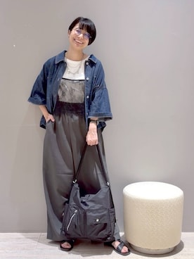 「LEPSIM（レプシィム）の3WAYリュックショルダー　595114（ショルダーバッグ、ブラック系）」を使った、おふくさん（レディース）の夏コーディネート