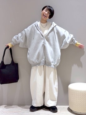 「LEPSIM（レプシィム）のステンレスショートネックレス　1066686（ネックレス、シルバー系）」を使った、おふくさん（レディース）の秋コーディネート