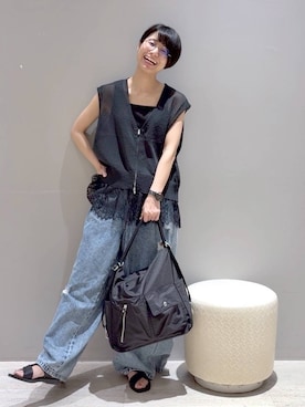 「LEPSIM（レプシィム）の3WAYリュックショルダー　595114（ショルダーバッグ、ブラック系）」を使った、おふくさん（レディース）の夏コーディネート