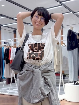 「LEPSIM（レプシィム）のメタルストラップサンダル　638841（サンダル、ブラック系）」を使った、おふくさん（レディース）の夏コーディネート