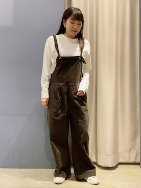 「AMERICAN HOLIC」｜「アイテム（サロペット/オーバーオール）」を使った、ゆいさん（レディース・156cm）の秋コーディネート