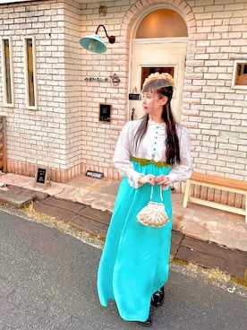 「ビーズバッグ」｜「アイテム（アクセサリー）」を使った、ちゃんまみさん（レディース・163cm）の秋コーディネート