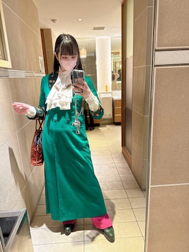 「アイテム（その他シューズ、グリーン系）」を使った、ちゃんまみさん（レディース・163cm）の秋コーディネート