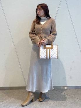 「& chouette（アンドシュエット）のアイテム（ハンドバッグ）」を使った、&chouette（アンドシュエット）さん（レディース・161cm）の冬コーディネート