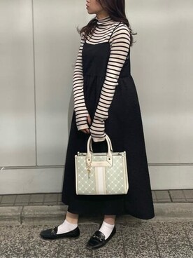 「& chouette（アンドシュエット）のアイテム（ハンドバッグ）」を使った、&chouette（アンドシュエット）さん（レディース・161cm）の冬コーディネート