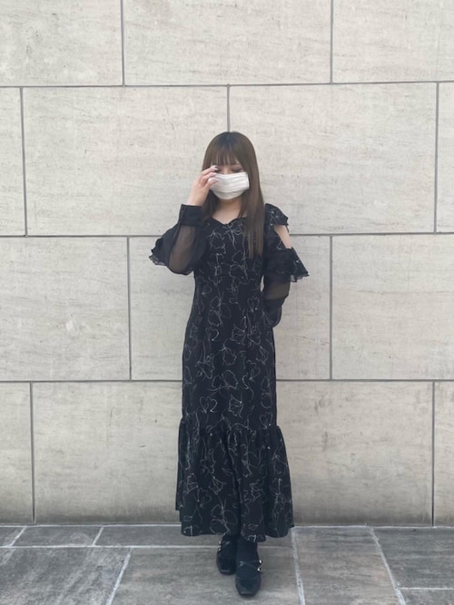 セール】フリルリボン肩あきワンピース（ワンピース）｜MAJESTIC LEGON