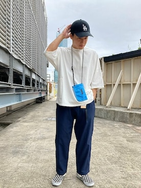 「アイテム（ポーチ、ブルー系）」を使った、今倉さん（メンズ・167cm）の春コーディネート