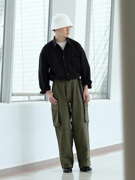 「ARMY TWILL（アーミーツイル）のアイテム（カーゴパンツ）」を使った、EDIFICE OFFICIALさん（メンズ・170cm）の夏コーディネート