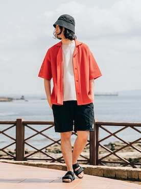 「EDIFICEスタッフ」｜「アイテム（帽子）」を使った、EDIFICE OFFICIALさん（メンズ・178cm）の春コーディネート