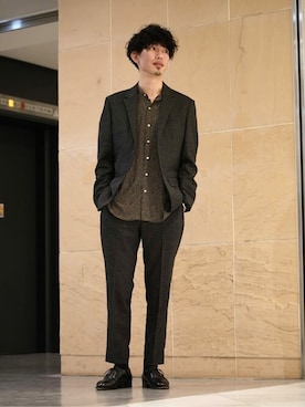 「EDIFICE LA BOUCLE（エディフィスラブークル）のアイテム（トップス）」を使った、EDIFICE OFFICIALさん（メンズ・175cm）の春コーディネート