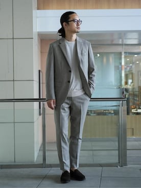 「Berwick1707（バーウィック）のアイテム」を使った、EDIFICE OFFICIALさん（メンズ・174cm）の秋コーディネート