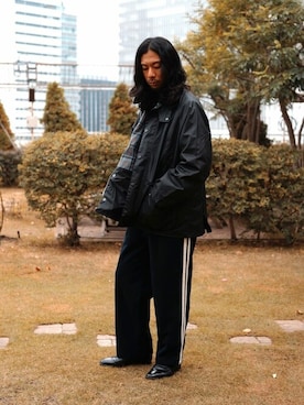 「EDIFICE LA BOUCLE（エディフィスラブークル）のアイテム（パンツ）」を使った、EDIFICE OFFICIALさん（メンズ・175cm）の秋コーディネート