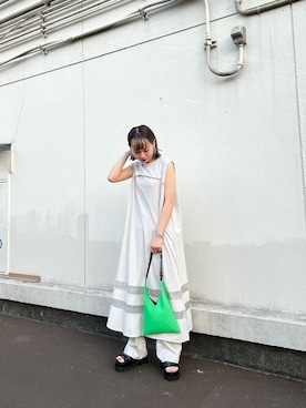 「アイテム（デニムパンツ、ベージュ系）」を使った、vxxkさん（レディース・163cm）の夏コーディネート