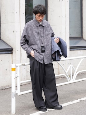 「春服デビュー宣言」｜「アイテム（財布/小物）」を使った、YOSHIさん（メンズ・171cm）の春コーディネート