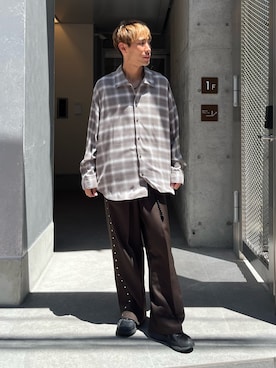 「アイテム（スラックス）」を使った、YOSHIさん（メンズ・170cm）の秋コーディネート