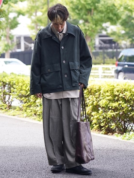 「CASPER JOHN（キャスパージョン）のアイテム（ミリタリージャケット）」を使った、YOSHIさん（メンズ・171cm）の秋コーディネート
