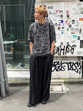 「アイテム（スラックス）」を使った、YOSHIさん（メンズ・170cm）の夏コーディネート