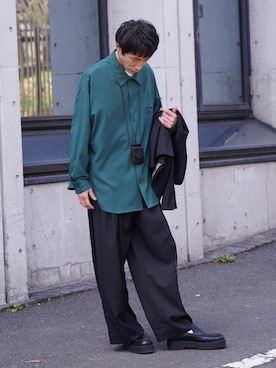 「ほめられ本命コーデ」｜「アイテム（財布/小物）」を使った、YOSHIさん（メンズ・171cm）の冬コーディネート