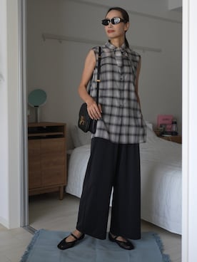 「BEAUTY&YOUTH UNITED ARROWS（ビューティーアンドユースユナイテッドアローズ）のアイテム（シャツ/ブラウス）」を使った、19さん（レディース・169cm）の夏コーディネート