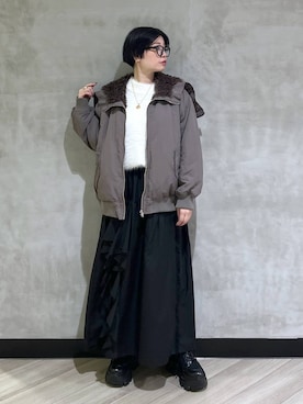 「PAGEBOY（ページボーイ）のラインフリンジティアードスカート/フリルスカート【ウエストゴム・ストレスフリー】（スカート）」を使った、ミラさん（レディース・162cm）の秋コーディネート