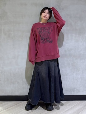 「PAGEBOY（ページボーイ）のアイテム（デニムスカート）」を使った、ミラさん（レディース・162cm）の秋コーディネート