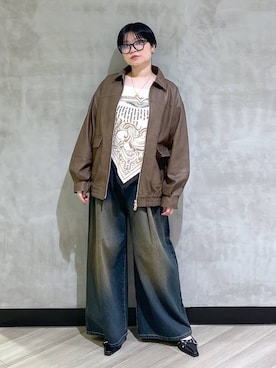 「アイテム（ストール/ショール）」を使った、ミラさん（レディース・162cm）の秋コーディネート