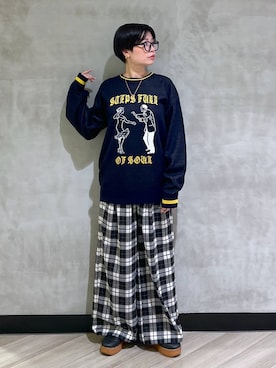 「スラックス」｜「アイテム（その他）」を使った、ミラさん（レディース・162cm）の秋コーディネート