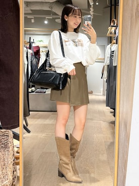 「archives（アルシーヴ）のアイテム（スカート）」を使った、archivesさん（レディース・157cm）の秋コーディネート