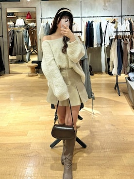 「archives（アルシーヴ）のラメブークレバックシャンミドルニット（ニット/セーター）」を使った、archivesさん（レディース・166cm）の冬コーディネート