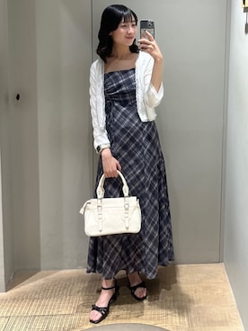 「archives（アルシーヴ）の【アシンメトリーデザインで差がつくワンピ】チェックシフォンドロストキャミワンピース（ワンピース、ブラック系）」を使った、archivesさん（レディース・160cm）の夏コーディネート