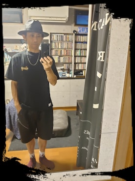 「SCHOTT」｜「アイテム（アクセサリー）」を使った、RA$H-KOOさん（メンズ・174cm）の夏コーディネート