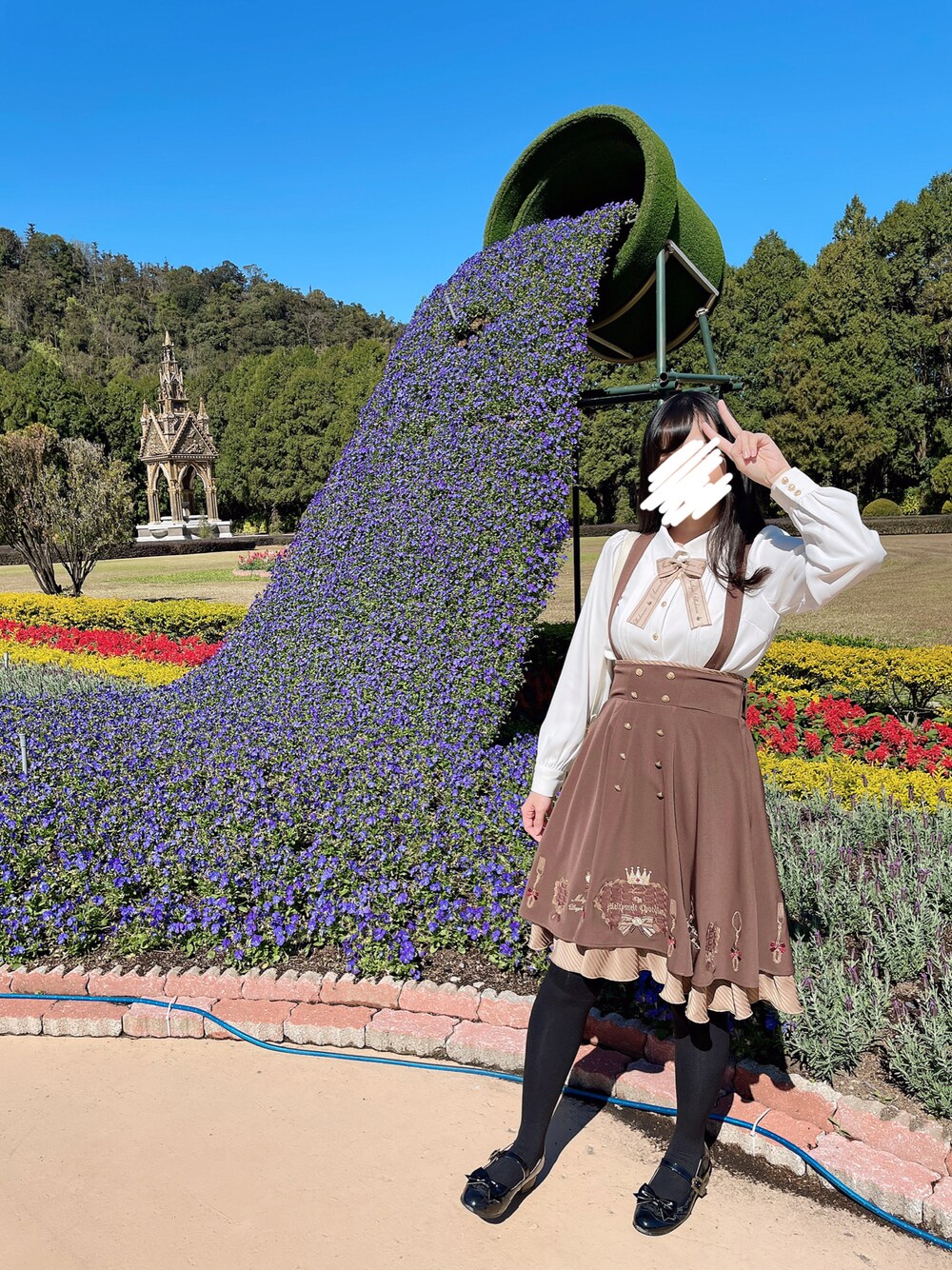 「Amavelのアイテム（スカート、ブラウン系）」を使った、六さん（レディース・165cm）の冬コーディネートの1枚目の写真